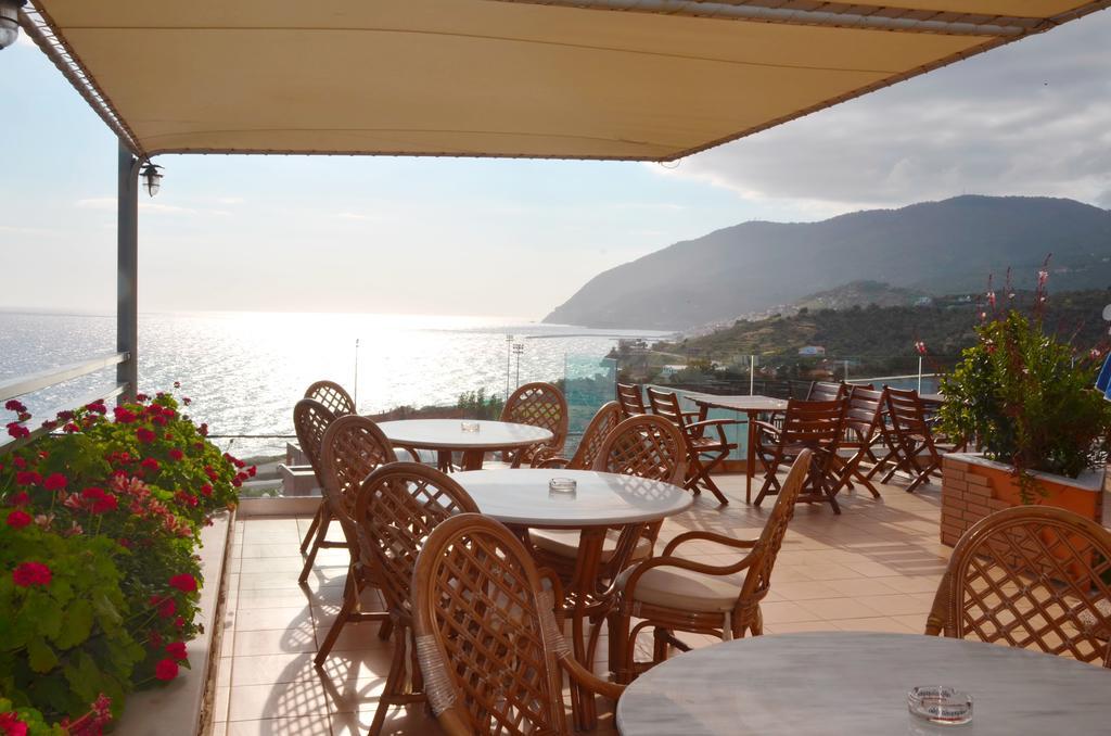 Hotel Vicky II Plomari Buitenkant foto