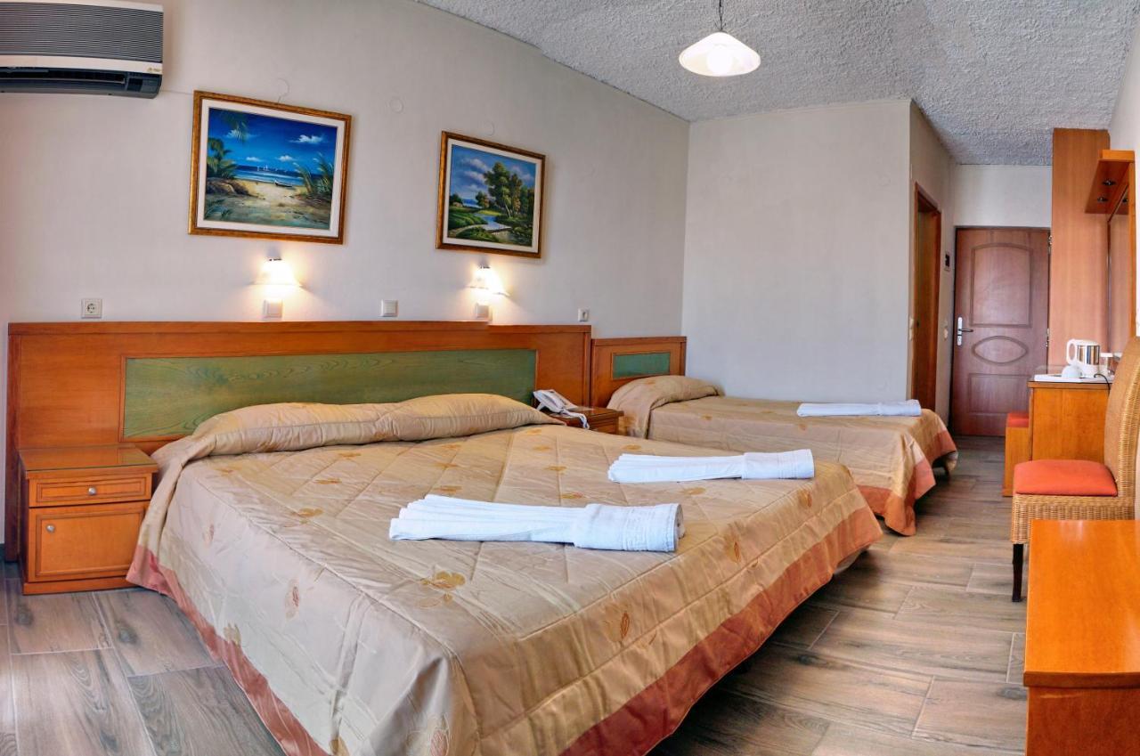 Hotel Vicky II Plomari Buitenkant foto