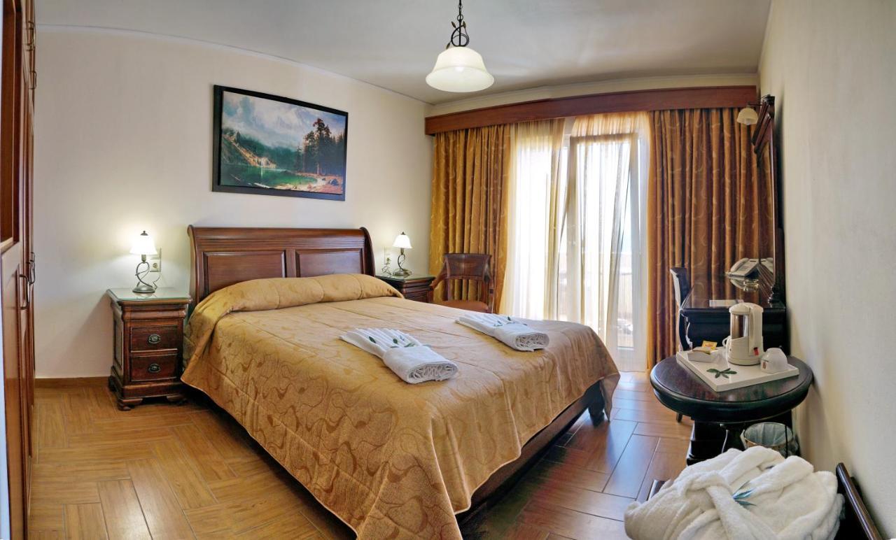 Hotel Vicky II Plomari Buitenkant foto