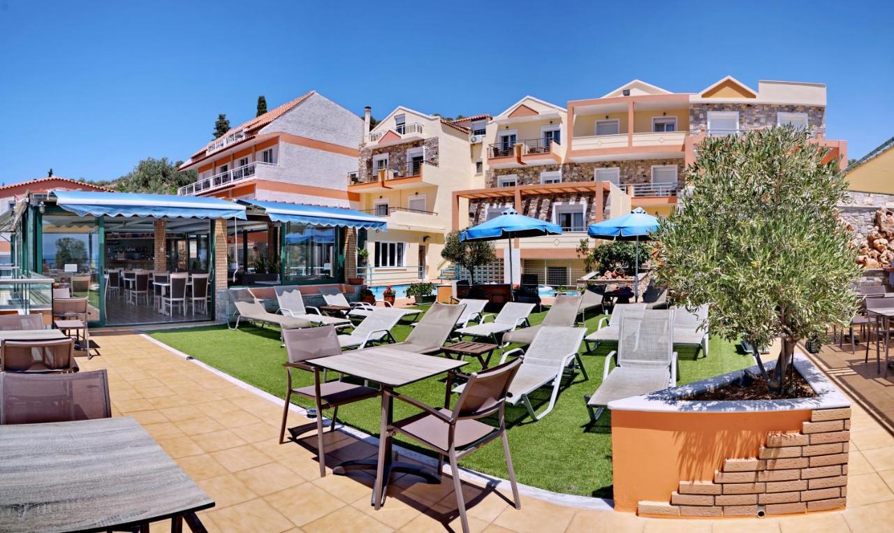 Hotel Vicky II Plomari Buitenkant foto