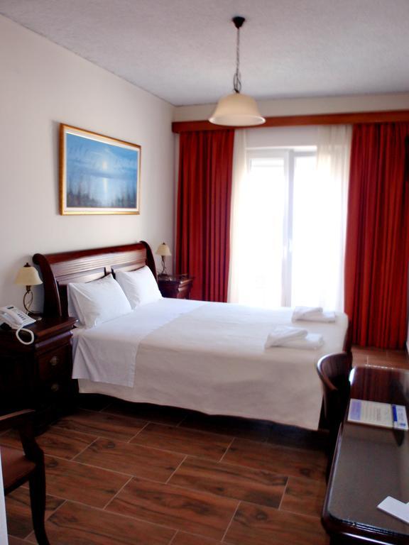 Hotel Vicky II Plomari Buitenkant foto