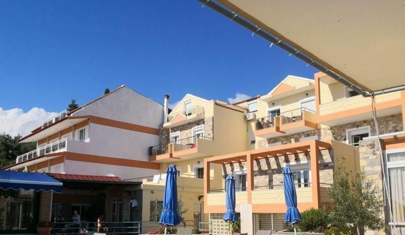 Hotel Vicky II Plomari Buitenkant foto