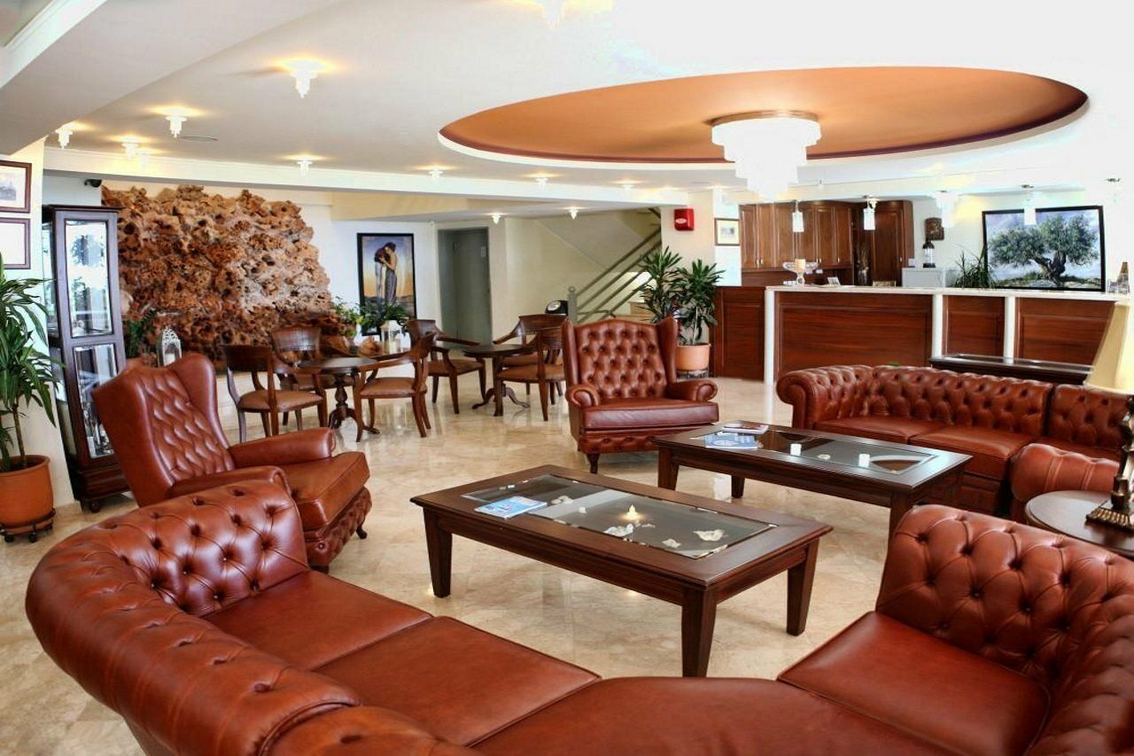 Hotel Vicky II Plomari Buitenkant foto